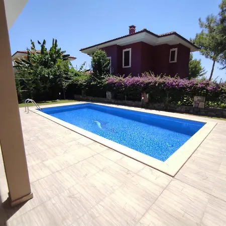 Villa Begonvilla 1 *